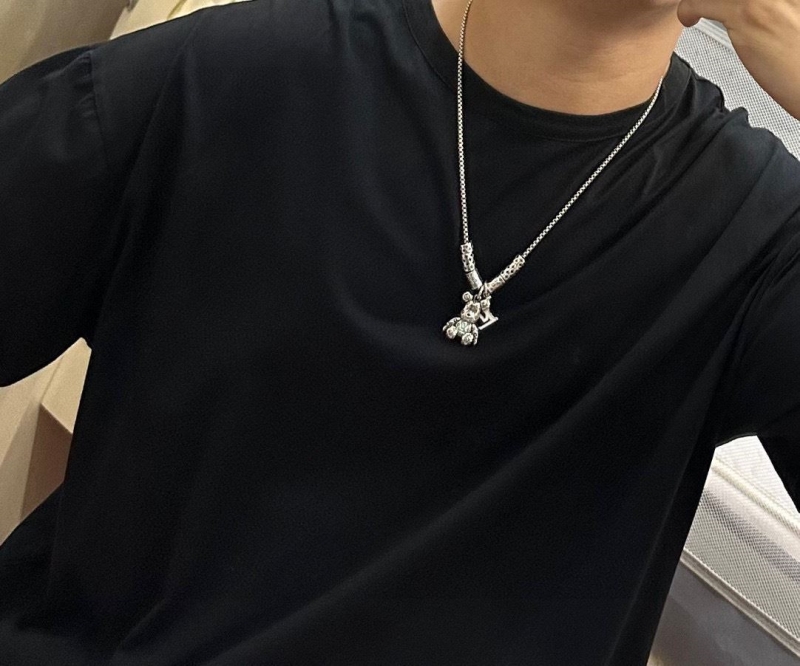 LV Necklaces